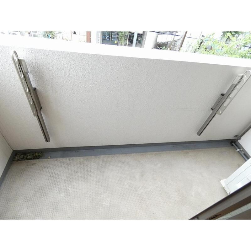ロワジール三軒茶屋のバルコニー