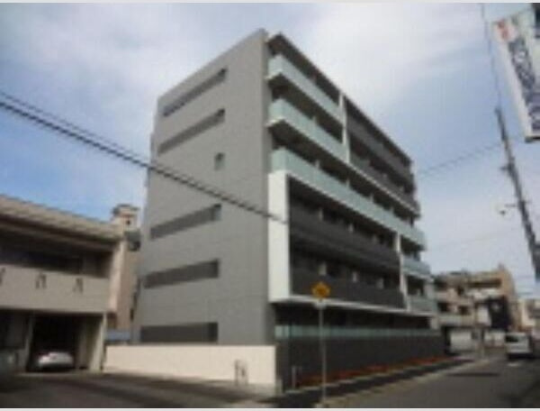 プロセルム上坂の外観