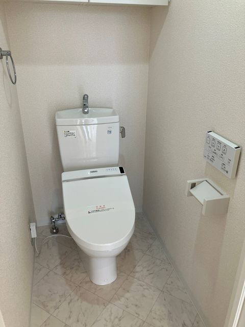 ルフィット神宮北参道のトイレ|※写真は同タイプ住戸です。