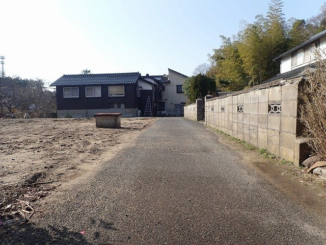 鳥取市福部町海士土地の前面道路含む現地写真