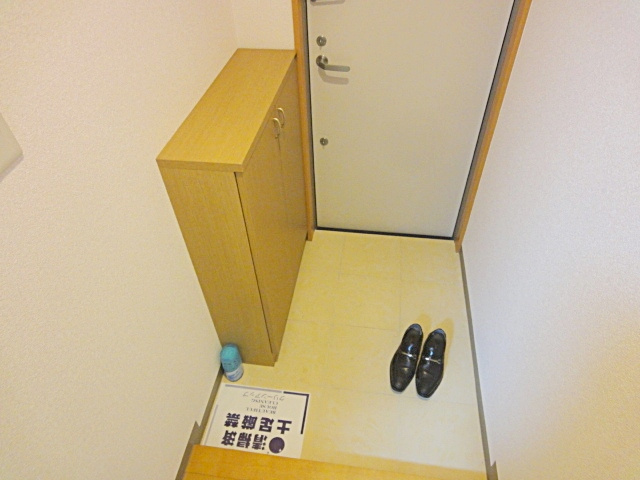 逆瀬川ヒルズの玄関