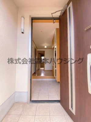 【内装】 | 　門真市堂山町5戸建貸家 | おしゃれな内装です