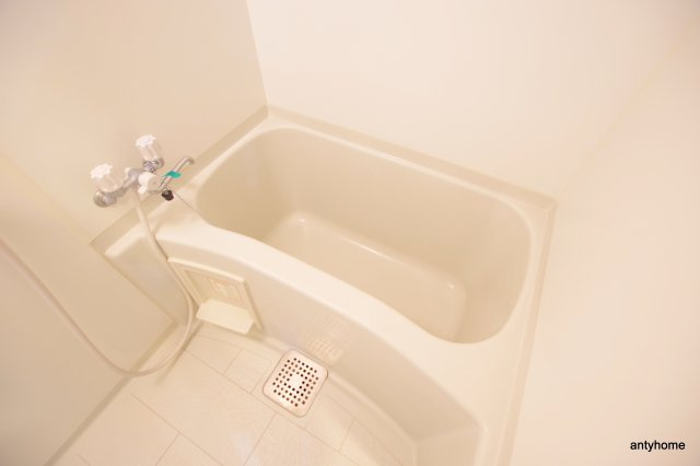 コンフォール垂水　仲介手数料無料の浴室