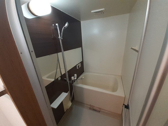 プルミエ・ラムールの浴室|日々の疲れを癒すお風呂付です