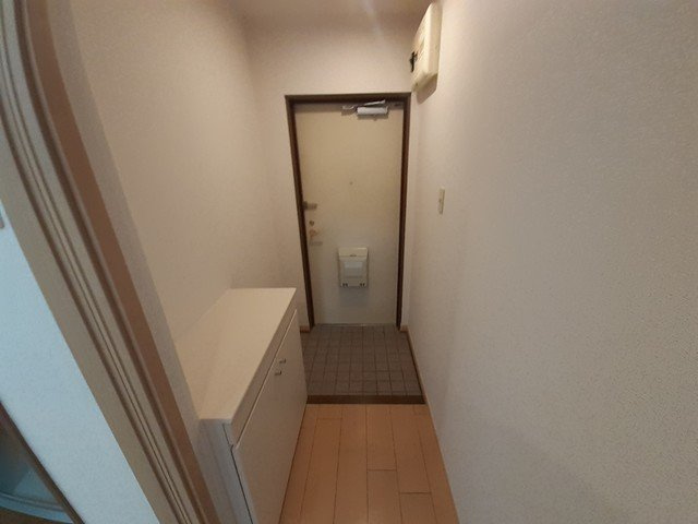 プルミエ・ラムールの玄関|明るい玄関です