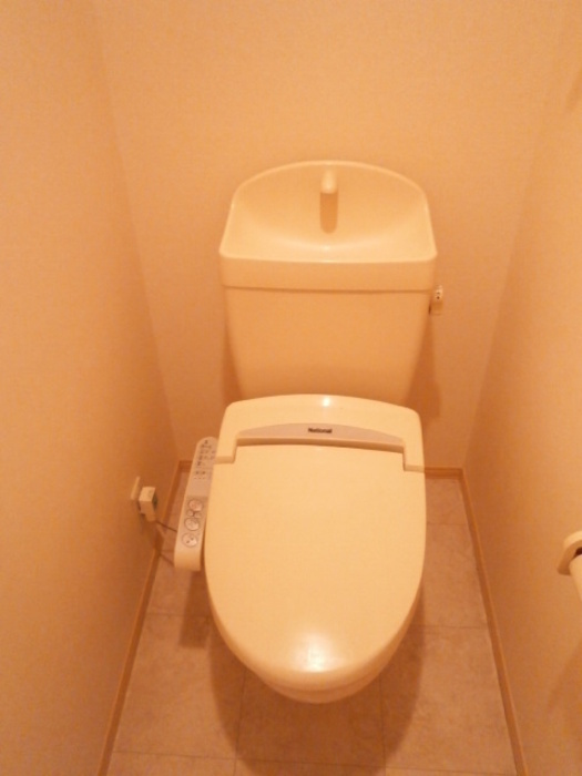 ラーン・サバーイのトイレ|シンプルで使いやすいトイレです
