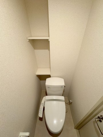ｆ・Ｓｔｕｄｉｏのトイレ|※別号室の写真です　★ウォシュレット付きのトイレ★