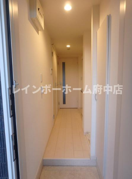 ハビテ国立の玄関