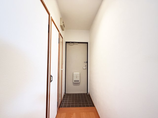 ハイツ愛宕町Ⅱの玄関