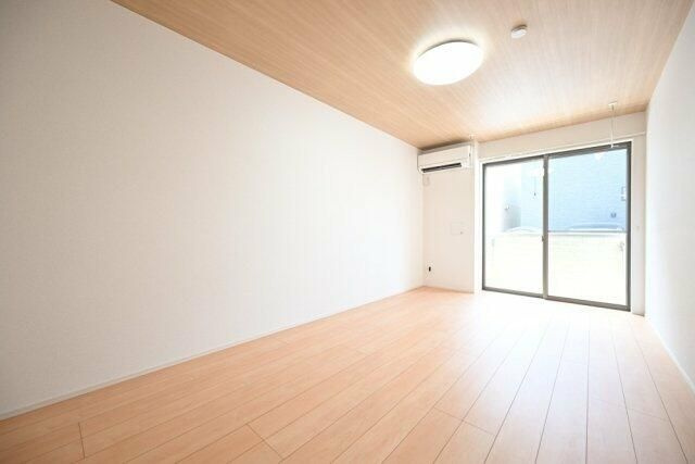 ＺＥＲＤＩＡ草加の居間・リビング