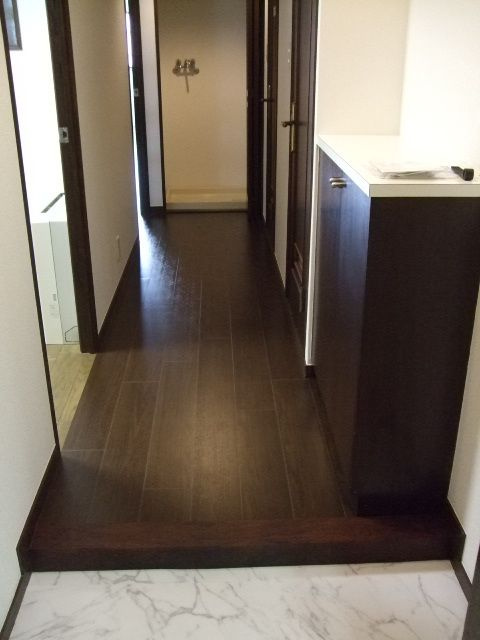 グランドゥールオークラの玄関