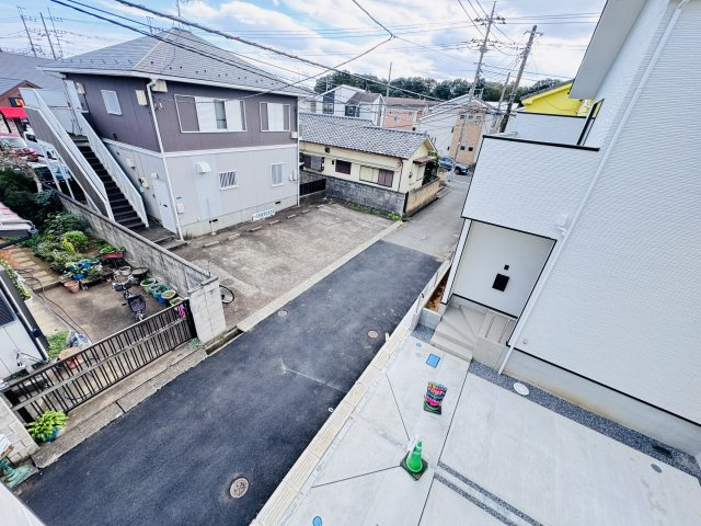 柏市光ケ丘２丁目新築戸建【酒井根東小学校：9分】の展望|バルコニーより道路側眺望