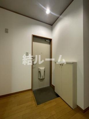 豊島区南長崎６丁目のアパートの玄関