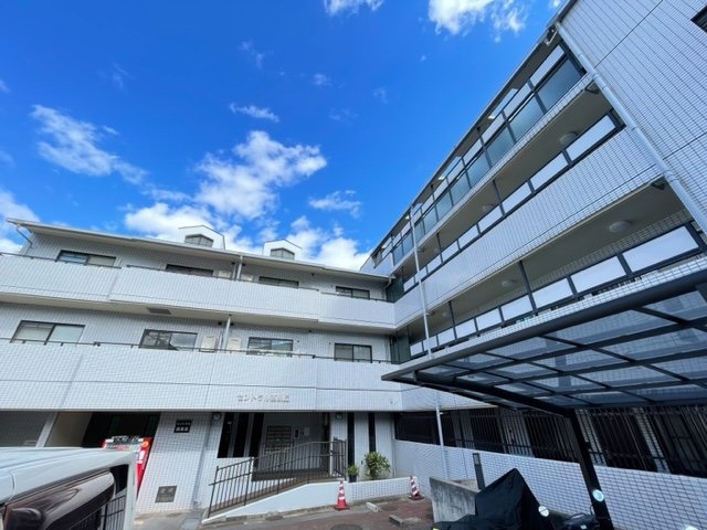 セントラル西泉丘の外観|きれいな外観です