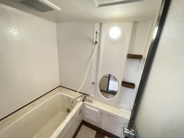 セントラル西泉丘の浴室
