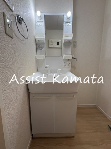 シャトレット・ド・マティネの独立洗面台