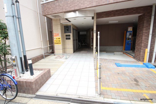 シャトー京橋　仲介手数料無料のエントランス