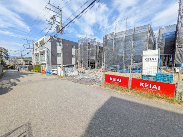 八王子市　兵衛　新築一戸建て　２期の前面道路含む現地写真|～南6ｍ道路に面しています～