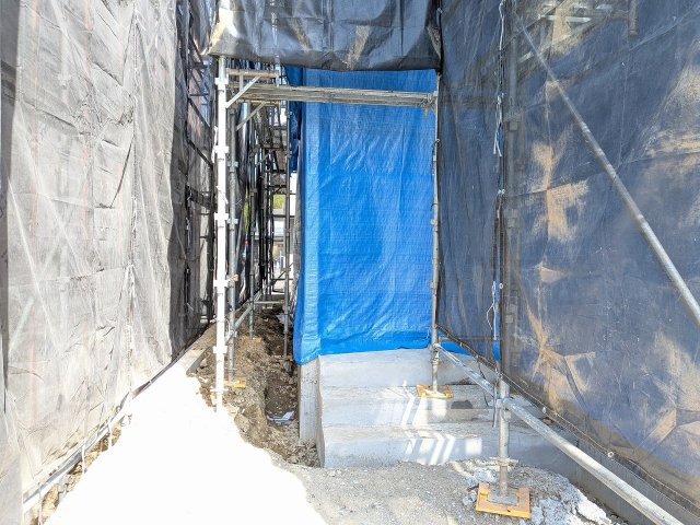 八王子市　兵衛　新築一戸建て　２期の玄関|～玄関は安心のWロックキーを採用～