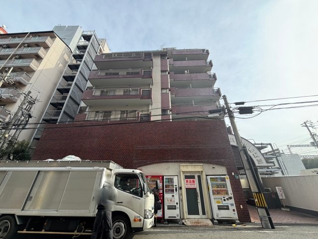 ネオハイツ新淀川の外観