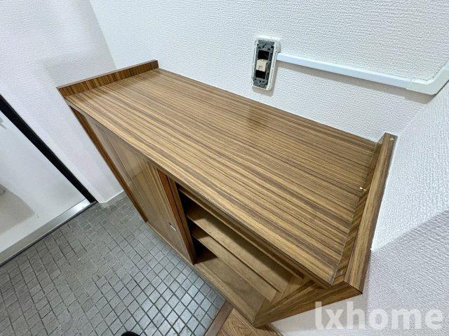 メゾン茨木西駅前の玄関