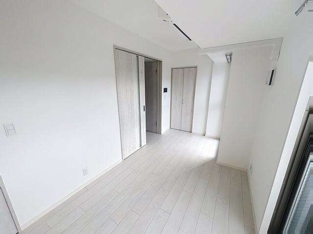 神戸市中央区下山手通８丁目の賃貸マンションの居間・リビング