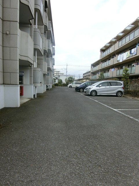 マザーズウォークの駐車場