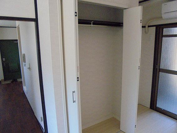 神戸市東灘区本山中町１丁目の賃貸マンションの収納