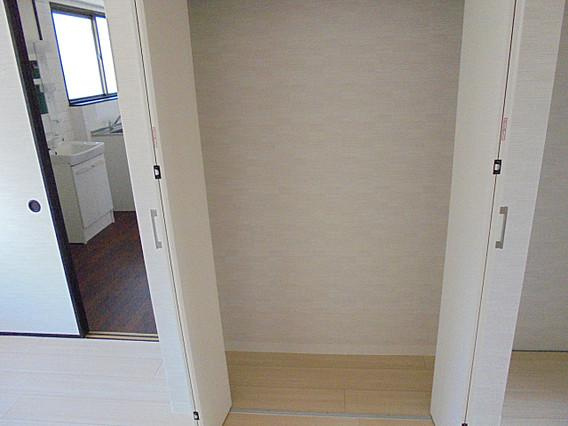 神戸市東灘区本山中町１丁目の賃貸マンションの収納