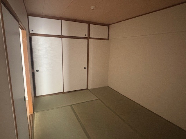 ローレルハイツ北天満2号棟　菅北小学校区の和室