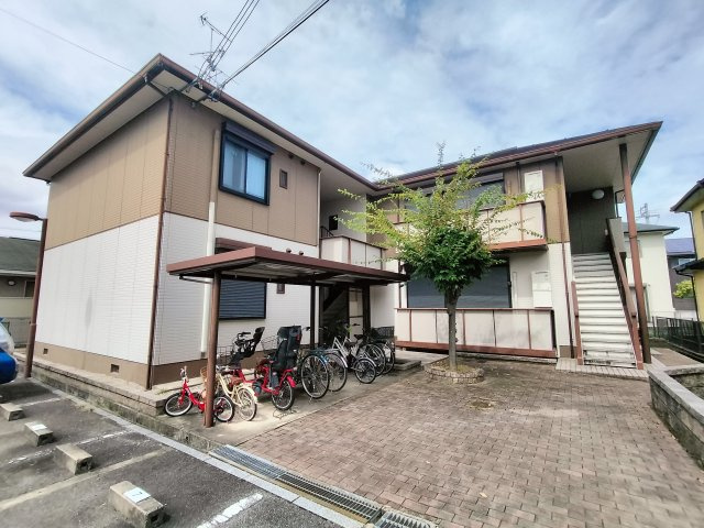 ウィステリア伏見