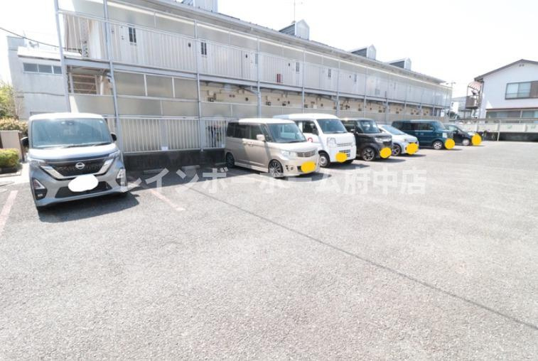 ルミエール西府　Ｂの駐車場