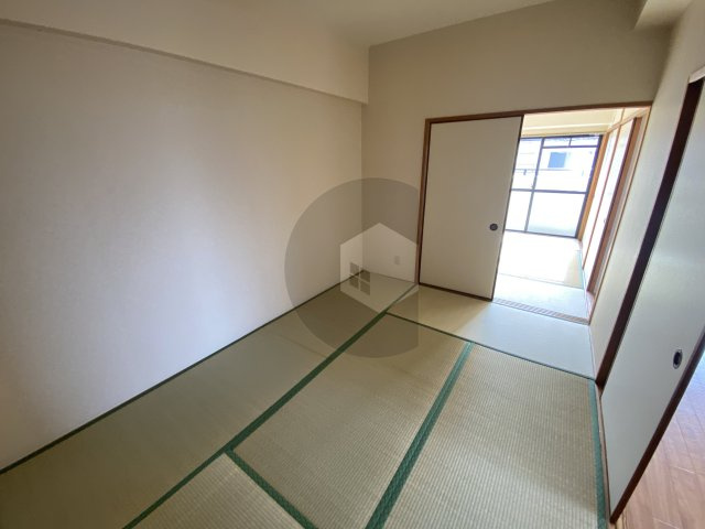 メゾン菱江の寝室