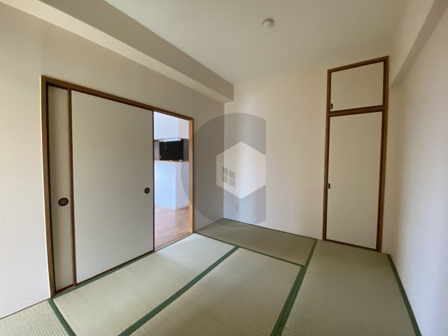 メゾン菱江の和室
