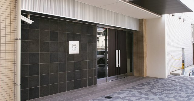 北区滝野川３丁目の賃貸マンションのエントランス