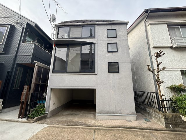 目黒区中目黒　建築条件なし売地