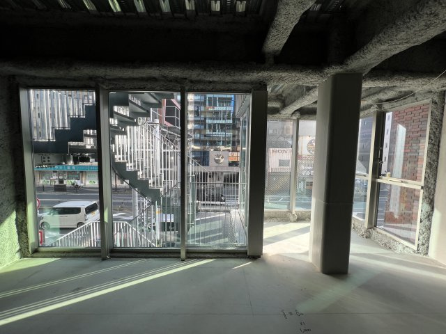 大阪市城東区中央１丁目の店舗事務所の内装