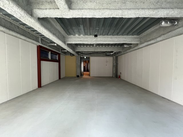 大阪市城東区中央１丁目の店舗事務所の内装