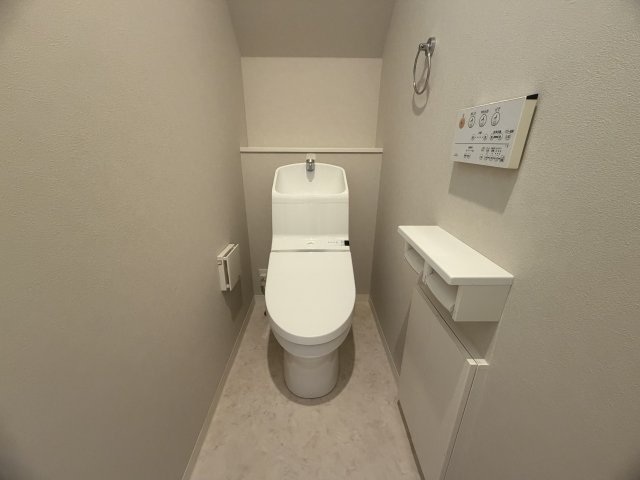神戸市西区上新地１丁目戸建のトイレ