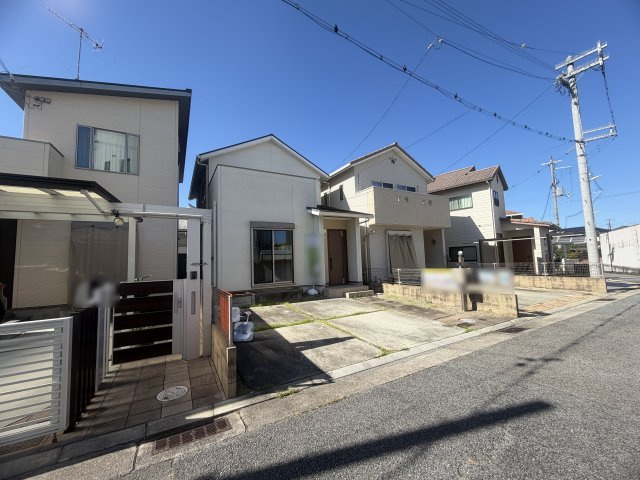 神戸市西区上新地１丁目戸建の外観