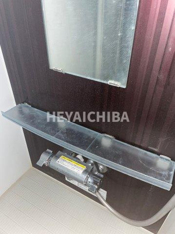 デプエル下谷の浴室|シャンプー置場