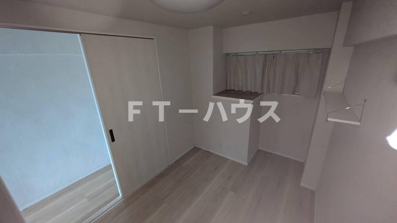津田沼フラワーホームの洋室