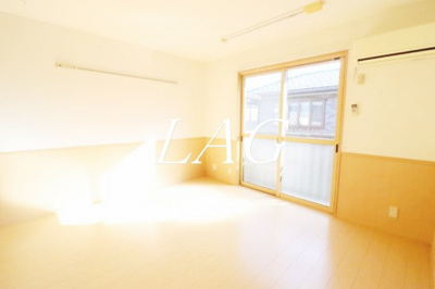 【居間・リビング】 | メイプルスタジオ | 洋室のお部屋です。