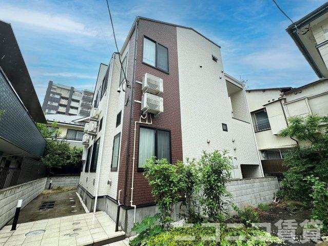 杉並区下高井戸１丁目のアパートの外観