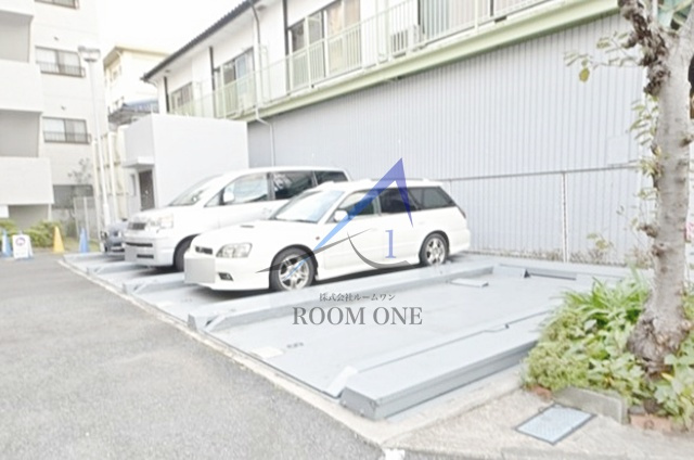 コスモリード武蔵中原の駐車場|駐車場です。