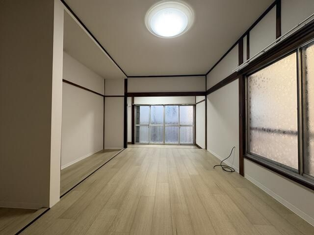 （Ｔ０２６）東京都豊島区西池袋４－３６－１５戸建の居間・リビング
