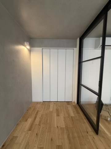 【居間・リビング】 | GRAN PASEO目黒青葉台 | こちらのリビングで趣味の時間をお楽しみください