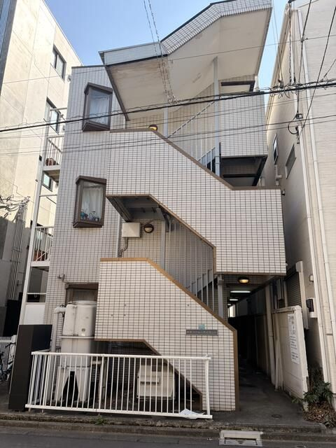 ハイツニューアイランドの外観