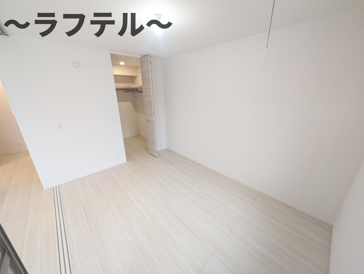 カメリアⅡの寝室|落ち着いて過ごせるお部屋なので、寝室にいかがでしょうか