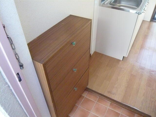 田口第一マンションの玄関